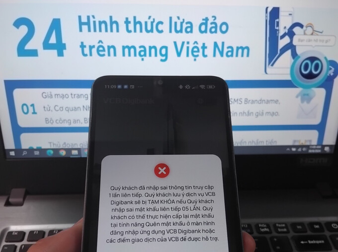 Hãy chủ động nhập sai mật khẩu 5 lần để khoá quyền đăng nhập khi nghi có dấu hiệu hoặc nghi ngờ bị lừa đảo/lộ lọt thông tin bảo mật. Ảnh: Vietnamnet