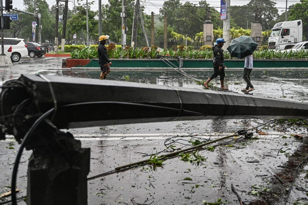 Siêu bão Yagi khiến 15 người thiệt mạng ở Philippines, gió giật lên tới 115km/giờ - ảnh 1