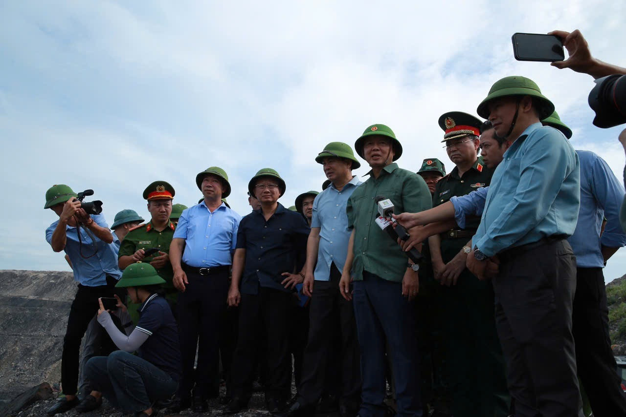 Thực hiện mọi biện pháp cần thiết, tuyệt đối không được có tư tưởng chủ quan- Ảnh 5.