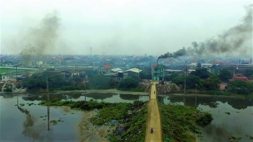 Bắc Ninh gửi tối hậu thư cho 228 cơ sở sản xuất giấy 'đầu độc' sông Cầu