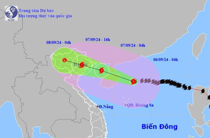 Vị trí và hướng di chuyển siêu bão Yagi lúc 4h sáng 6-9 - Ảnh: NCHMF