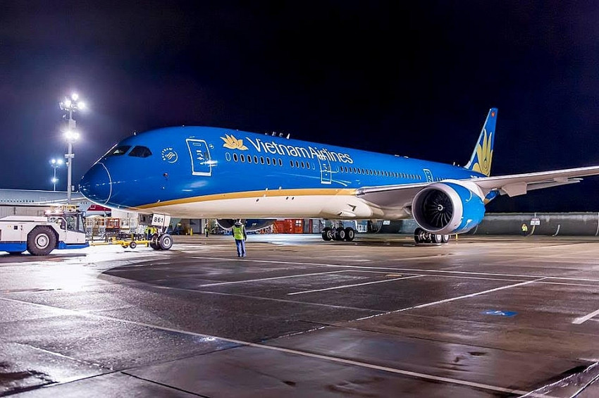 Hàng trăm chuyến bay của Vietnam Airlines (HVN) bị hủy, hoãn do siêu bão Yagi