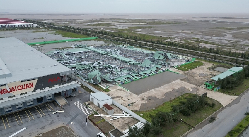 Trung tâm lưu trữ hàng hoá của một doanh nghiệp sàn HoSE bị phá hủy hoàn toàn trong siêu bão Yagi