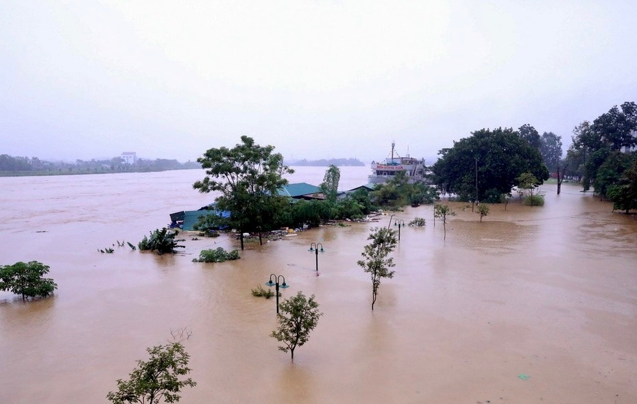 Tuyên Quang: Lũ sông Lô đạt 26,21m vượt mức báo động 3- Ảnh 1.