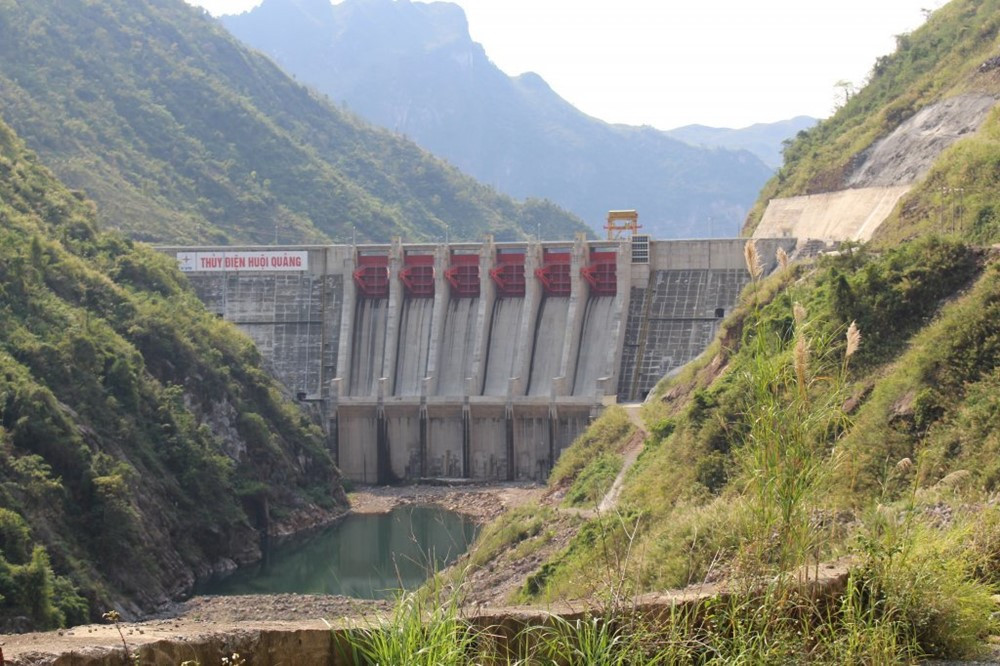 Nhà máy thủy điện ngầm trong lòng núi đầu tiên do Việt Nam thiết kế được đầu tư hơn 11.000 tỷ, sản lượng điện hàng năm lên đến 1,9 tỷ kWh - ảnh 2