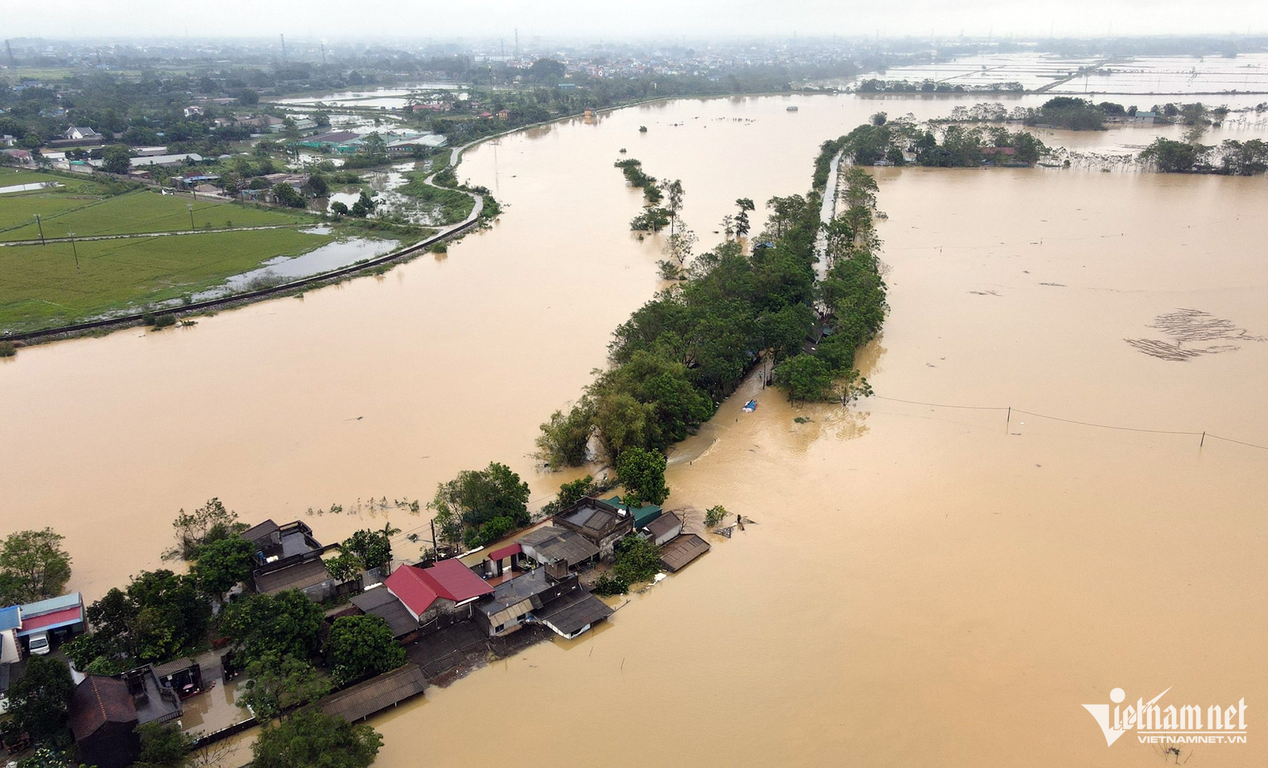 w nam phuong tien 30 1701.jpg