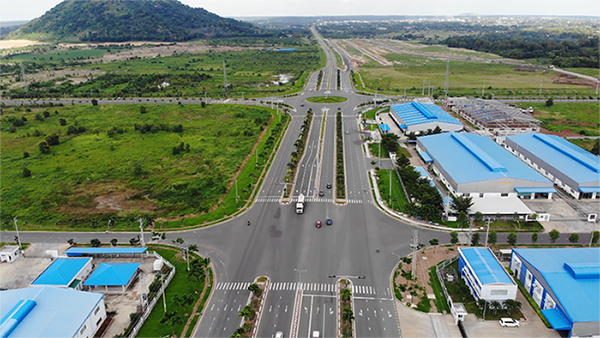 giá cổ phiếu đã phản ánh phần lớn tiềm năng tăng trưởng này, khiến cơ hội tăng giá trong thời gian tới không còn