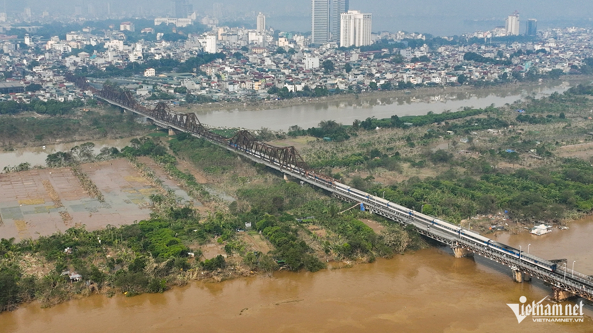 W-cầu Long Biên.jpg