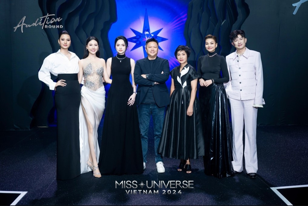 Valentin Trần - vị Chủ tịch 'chiếm sóng' Miss Universe Vietnam 2024 với bài phát biểu tiếng Anh pha tiếng Việt