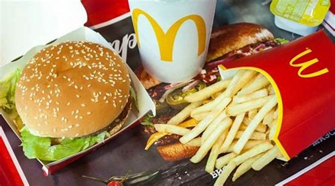 VietMac - chuỗi 'cơm kẹp buger' đầu tiên của người Việt thách thức McDonald's giờ ra sao?