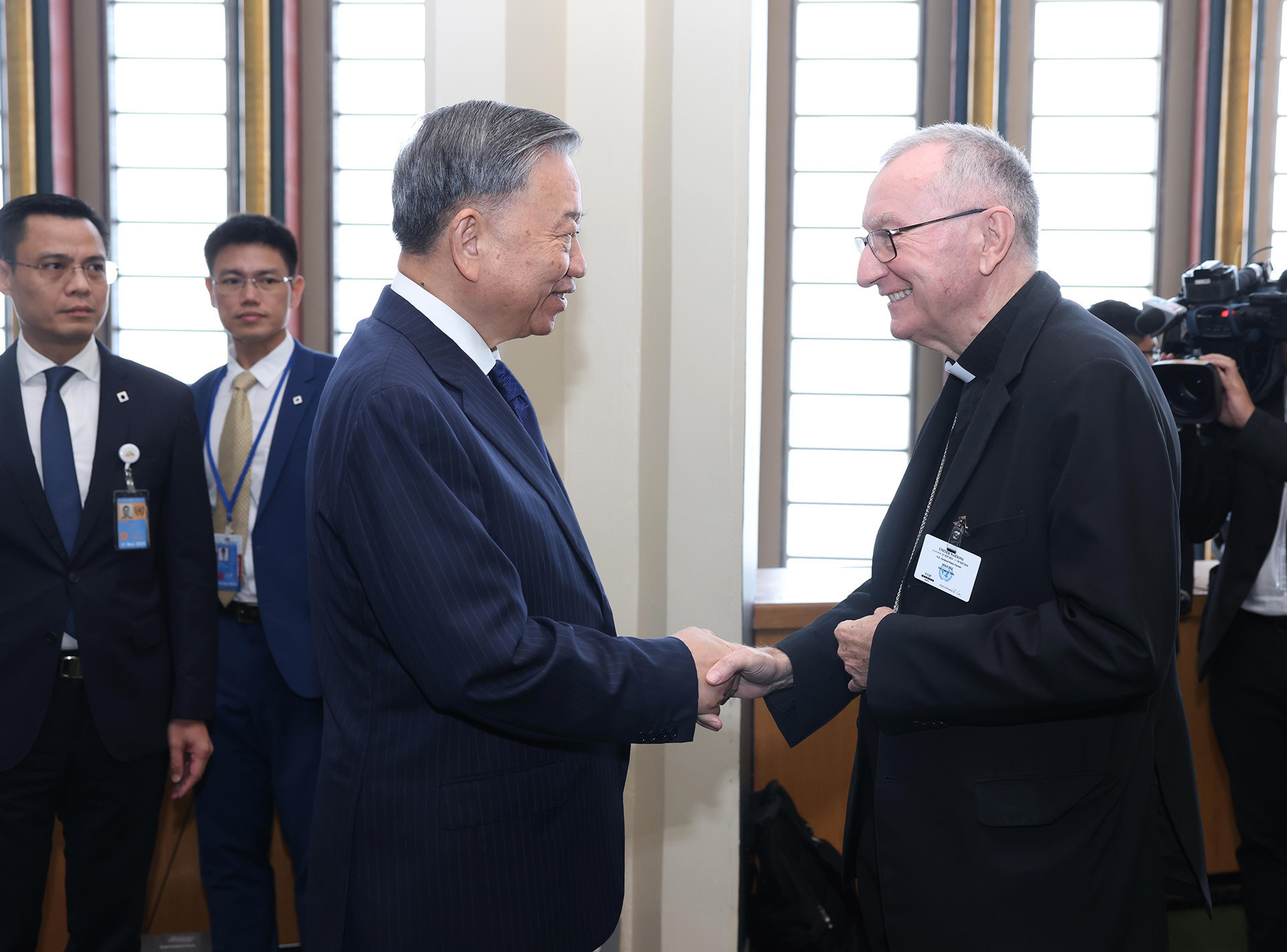 vna_potal_tong_bi_thu_chu_tich_nuoc_to_lam_gap_thu_tuong_toa_thanh_vatican_7610266.jpg