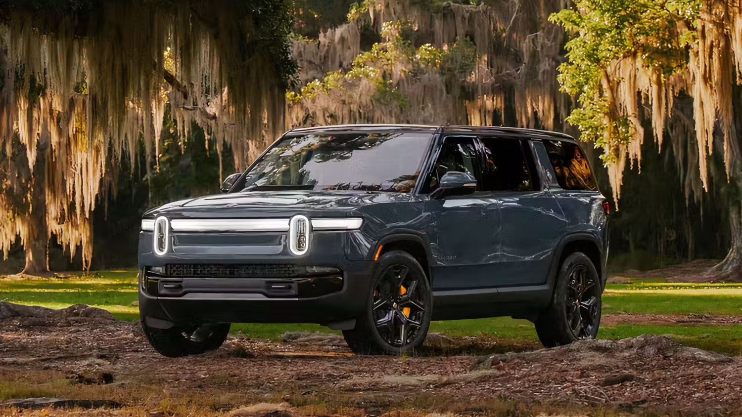 2025 rivian r1s.jpg