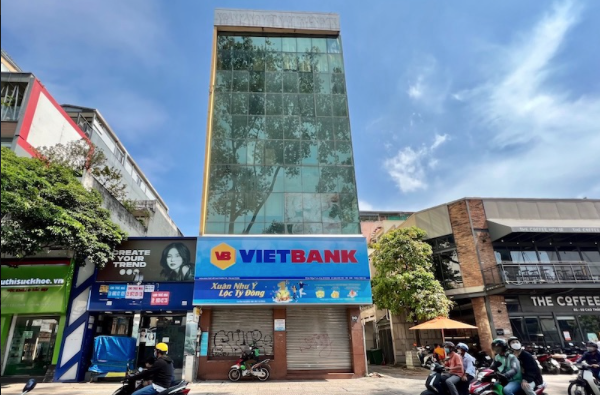 VietBank (VBB) rót 130 tỷ đồng mua lại 2 bất động sản của cựu Phó Chủ tịch Trần Thị Lâm