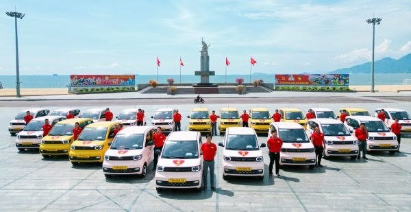 Taxi điện Wuling Mini EV phát triển đội xe 350 chiếc tại Bình Định, cạnh tranh trực tiếp với xe ôm