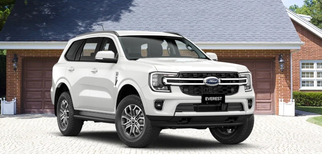 Ford Everest Ambiente 2023.jpeg