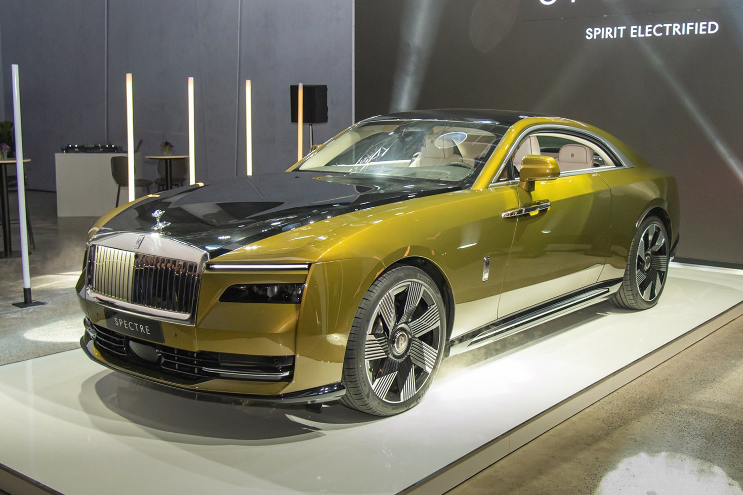 rollsroyce spectre 5.jpg