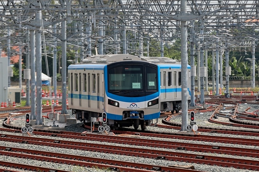 Chủ tịch TP. HCM kêu gọi người dân mua trái phiếu để đóng góp làm metro