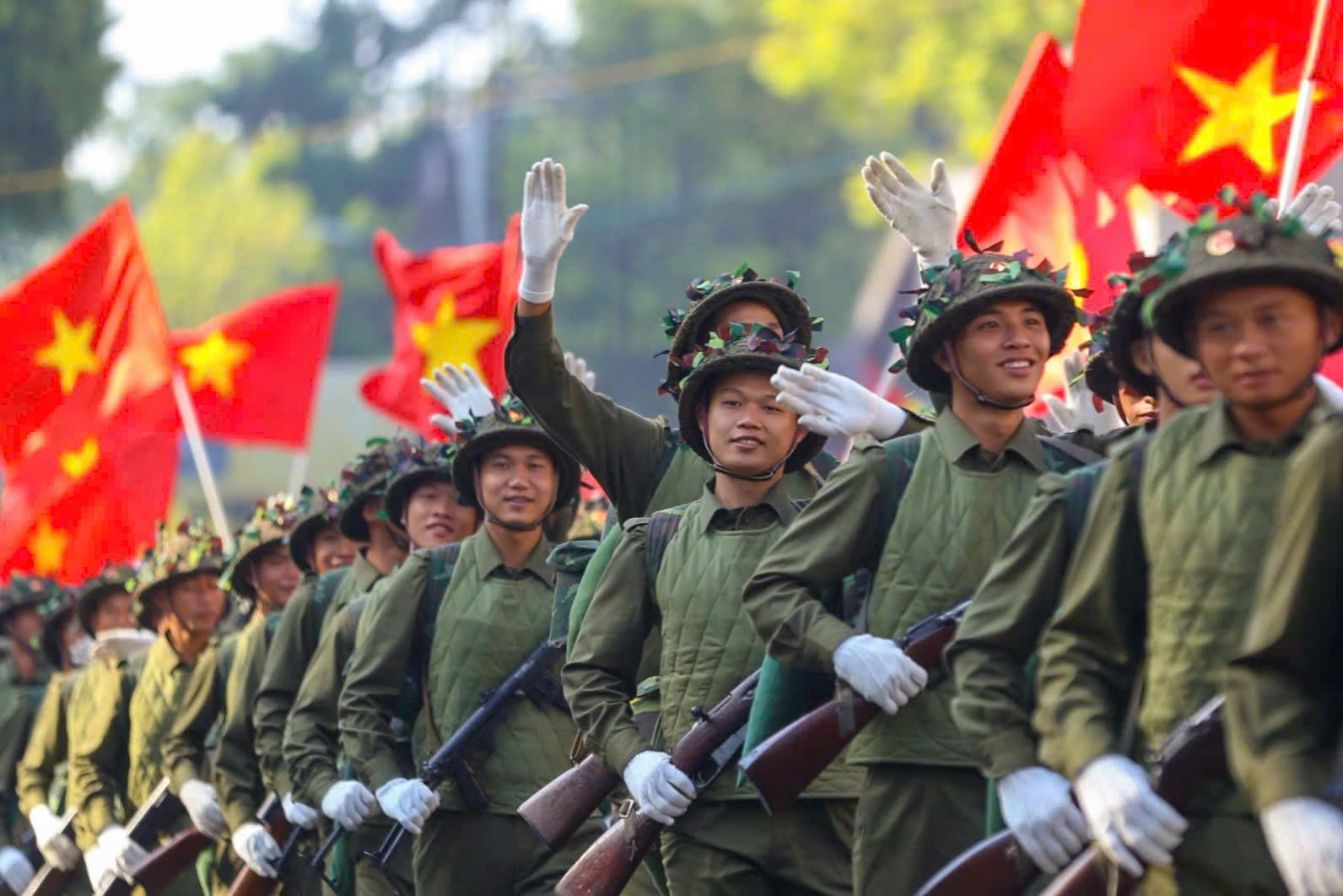 10.000 người tái hiện hình ảnh đoàn quân tiến về tiếp quản Thủ đô năm 1954 ảnh 5