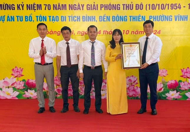 Gắn biển 3 công trình Chào mừng 70 năm Giải phóng Thủ đô tại quận Hoàng Mai ảnh 2