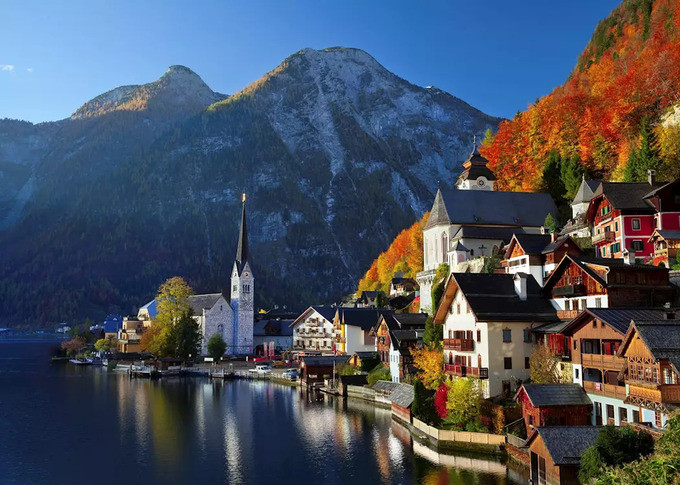 Hallstatt là một trong những thị trấn lâu đời nhất châu Âu. Ảnh: Internet