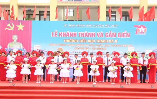 Hà Nội khánh thành và gắn biển nhiều công trình chào mừng 70 năm Giải phóng Thủ đô ảnh 1