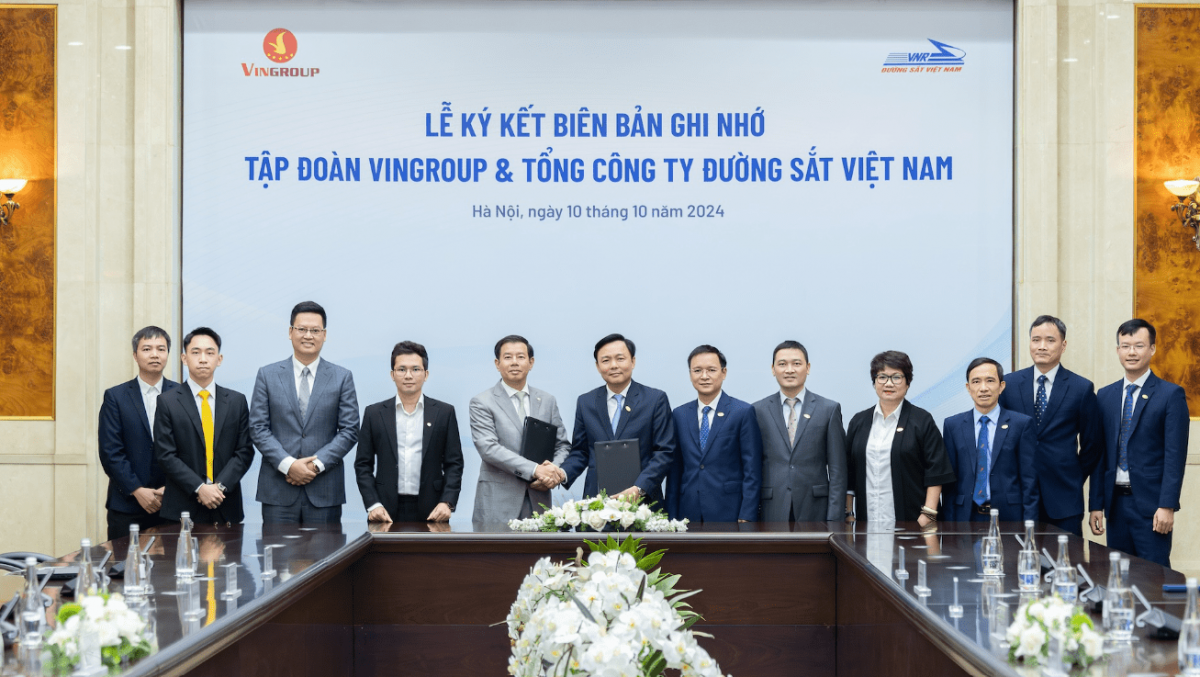 Vingroup (VIC) bắt tay với Tổng Công ty Đường sắt Việt Nam (VNR), trạm sạc công cộng V-Green sẽ xuất hiện ở nhà ga Vingroup (VIC) bắt tay với Tổng Công ty Đường sắt Việt Nam (VNR), trạm sạc công cộng V-Green sẽ xuất hiện ở nhà ga
