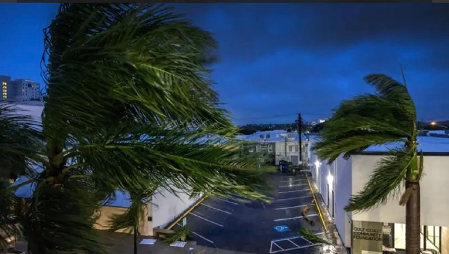 [CẬP NHẬT] Ít nhất hai người thiệt mạng khi siêu bão Milton đổ bộ vào Florida ảnh 12