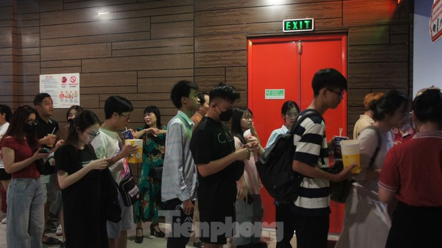 Trở lại rạp, 'Đào, phở và piano' vẫn gây sốt ảnh 2