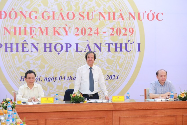 Xét công nhận chức danh GS, PGS năm 2024: ngành nào có ứng viên bị loại nhiều nhất ảnh 1