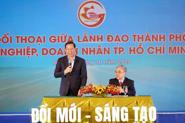 Chủ tịch TPHCM mời gọi doanh nghiệp đầu tư các dự án lớn ảnh 1