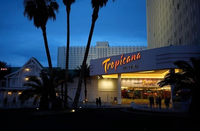 tropicana3-3577.jpg