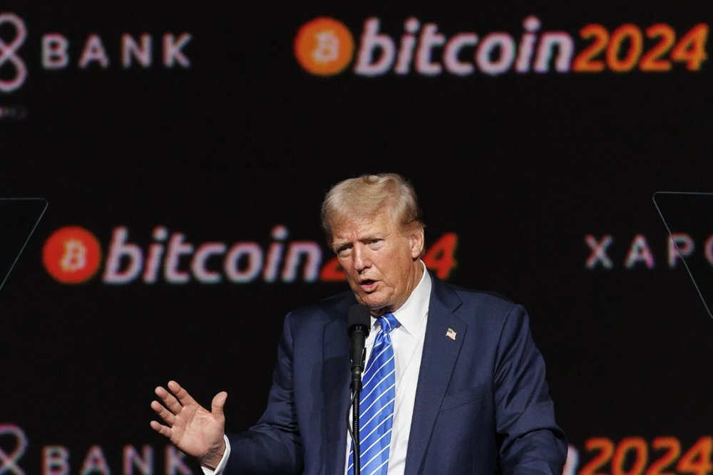 Ông Trump mua hamburger tặng fan bằng ... Bitcoin - ảnh 2