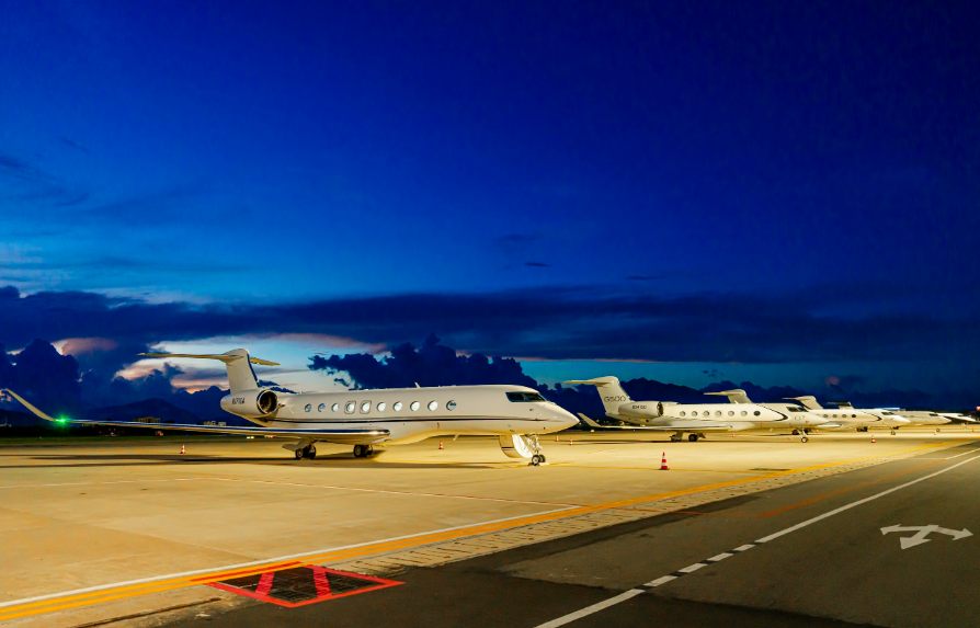 Sân bay Việt Nam duy nhất đạt chuẩn 5 sao thế giới đón loạt chuyên cơ hạng sang Gulfstream 'đổ bộ', chào đón các tỷ phú - ảnh 3