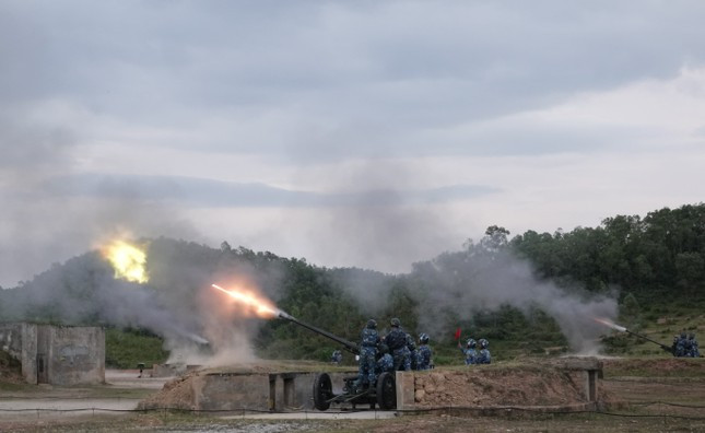 ‘Rồng lửa’ S-75M3 phô diễn uy lực ở trường bắn quốc gia ảnh 10