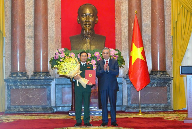 Bộ trưởng Công an Lương Tam Quang và Tổng Tham mưu trưởng Nguyễn Tân Cương được thăng hàm Đại tướng ảnh 3