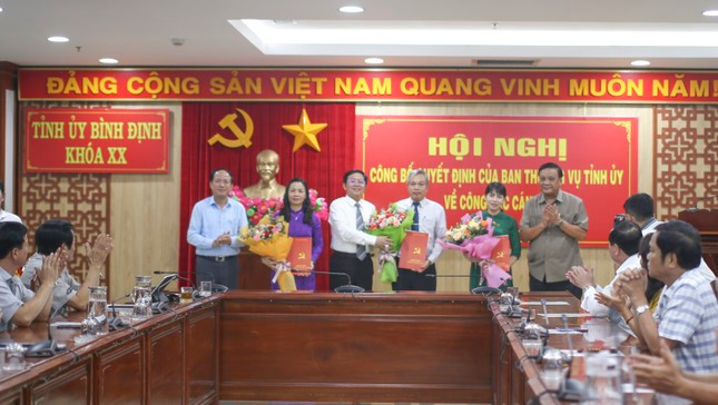 Ban Bí thư bổ nhiệm Trợ lý Trưởng Ban Tổ chức Trung ương, chỉ định, chuẩn y nhân sự 5 tỉnh ảnh 6