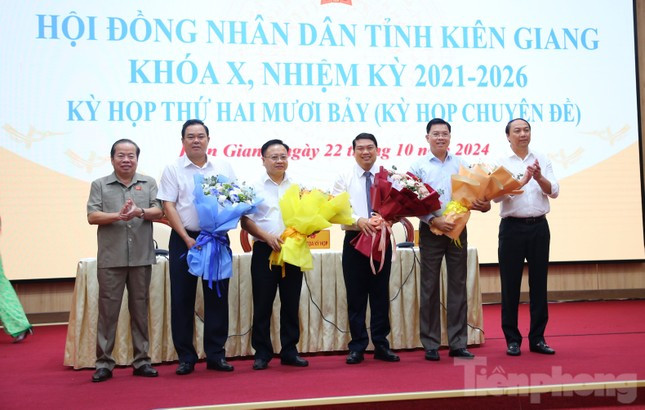 Kiên Giang có tân Phó Chủ tịch UBND tỉnh ảnh 2