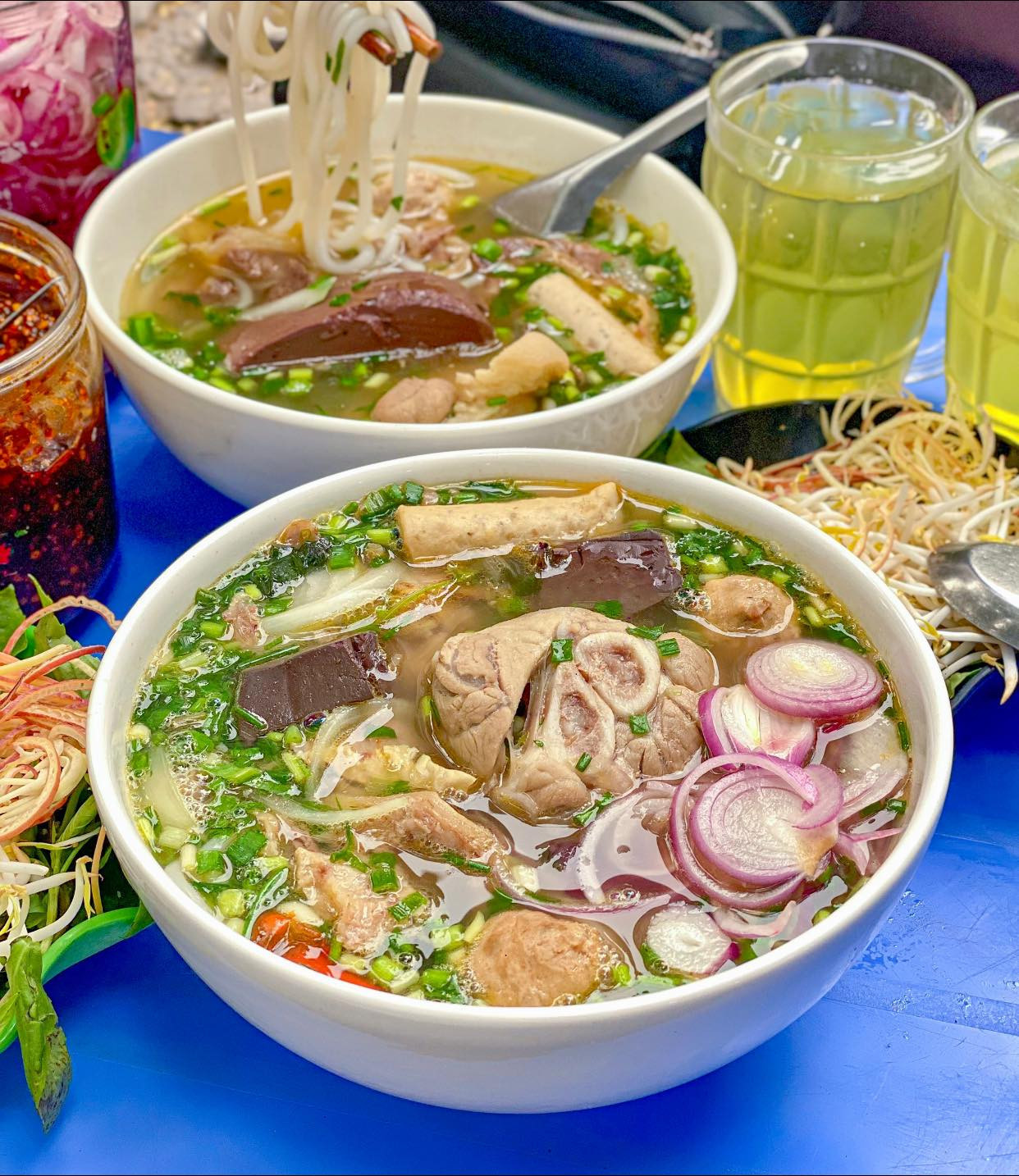 bún bò Huế Nghĩa Tân (Chon Chun).jpg