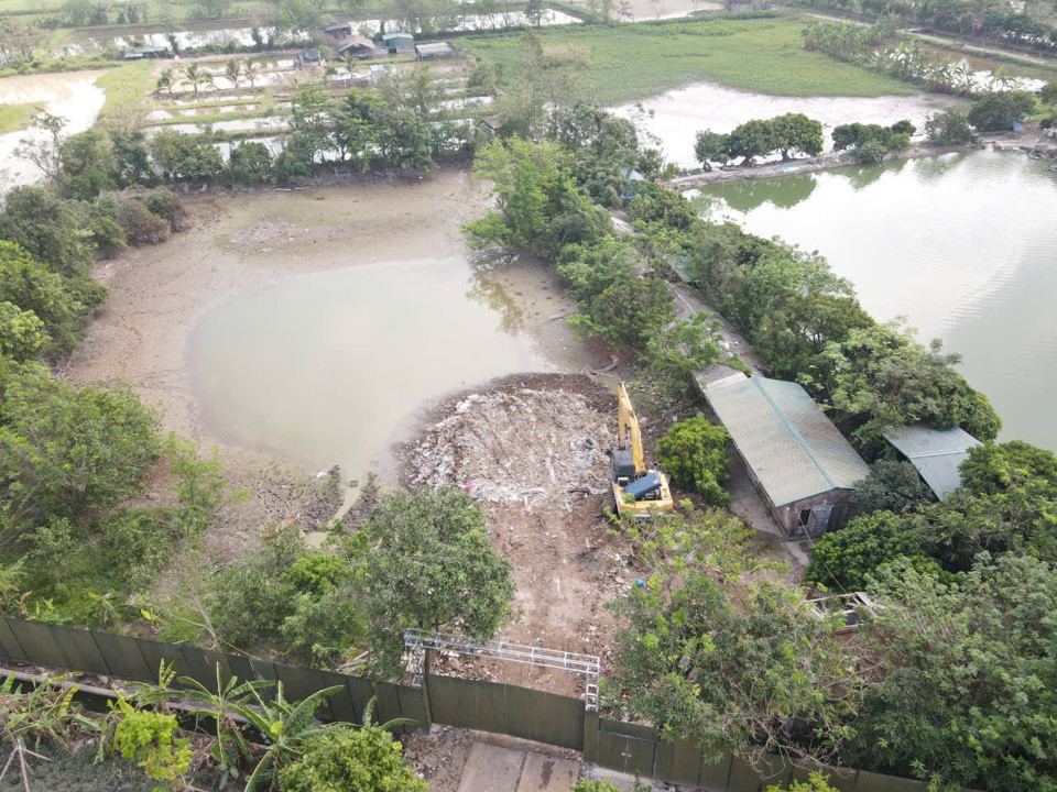 Những khu vực san, lấp mới mọc lên liên tục trên trục đường Đại Thanh.