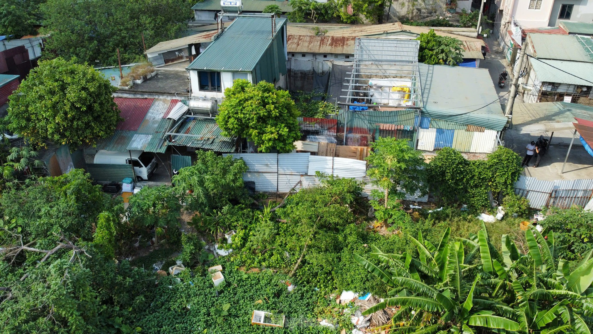 Hà Nội: Sau san phẳng hồ 3,5ha, thêm một hồ mới bị san lấp ảnh 13