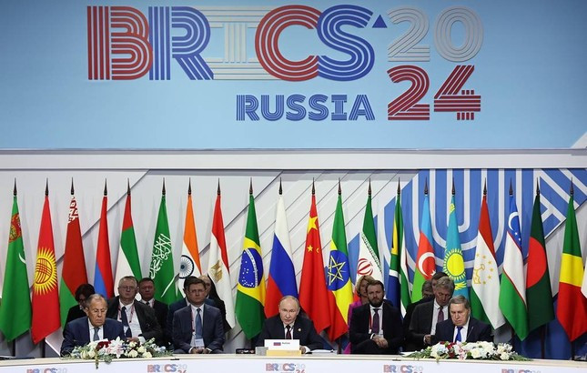 Tổng thống Nga Putin nói về mối đe dọa cuộc khủng hoảng mới và sự ổn định của BRICS ảnh 2