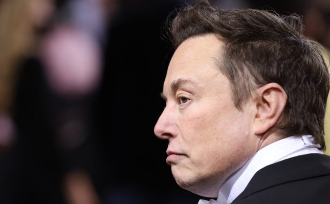 Wall Street Journal: Tỷ phú Elon Musk trao đổi thường xuyên với Nga ảnh 1