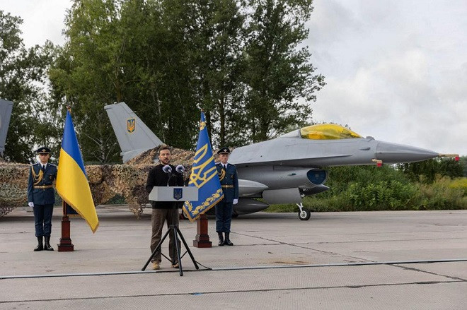 nga ukraine xe tang f 16 1.jpg