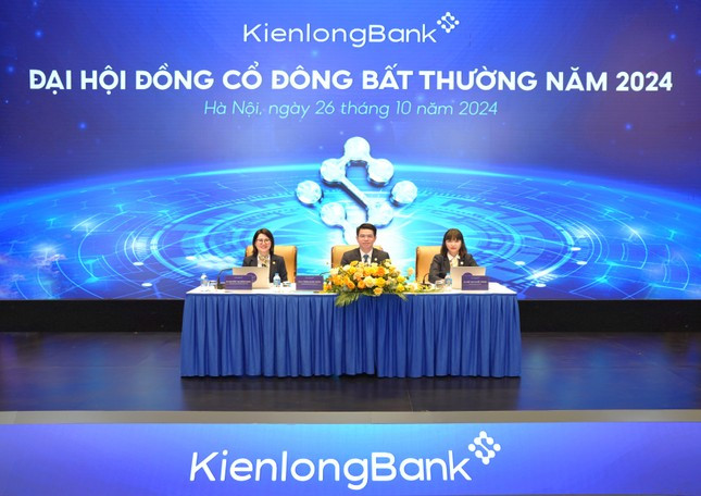 KienlongBank tổ chức thành công ĐHĐCĐ bất thường 2024 ảnh 1