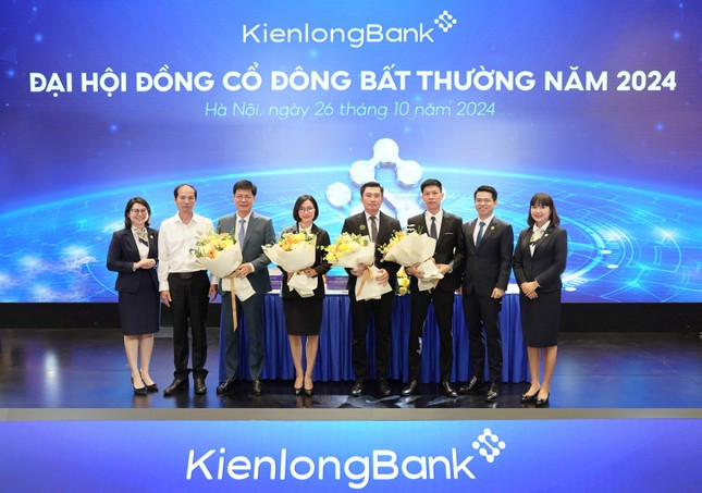 KienlongBank tổ chức thành công ĐHĐCĐ bất thường 2024 ảnh 2