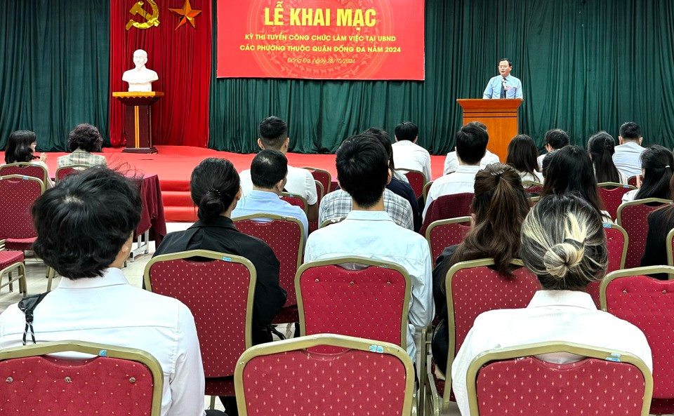 Quang cảnh Lễ khai mạc kỳ thi.