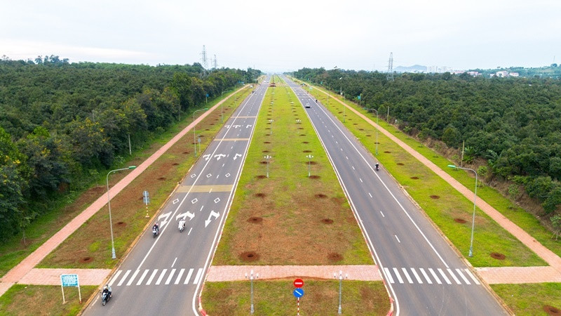 Đại lộ đẹp như mơ tại thành phố quy hoạch đỉnh bậc nhất Việt Nam: Mang tên vị Đại tướng đáng kính, liên kết trung tâm TP. với sân bay thứ 3 của Tây Ng