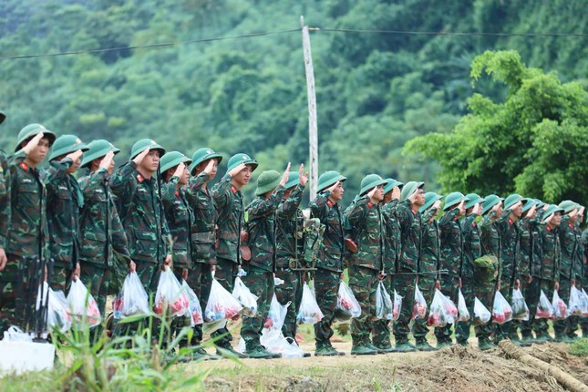 Làng Nủ, chuyện chưa kể - Kỳ cuối: Đằm sâu tình 'cá nước' ảnh 2