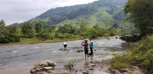 Mang bán khúc gỗ quý hiếm giá 600 triệu, người đàn ông đào được 'tá hỏa' vì giá trị thực của 'báu vật' lên đến gần 6 tỷ đồng - ảnh 2