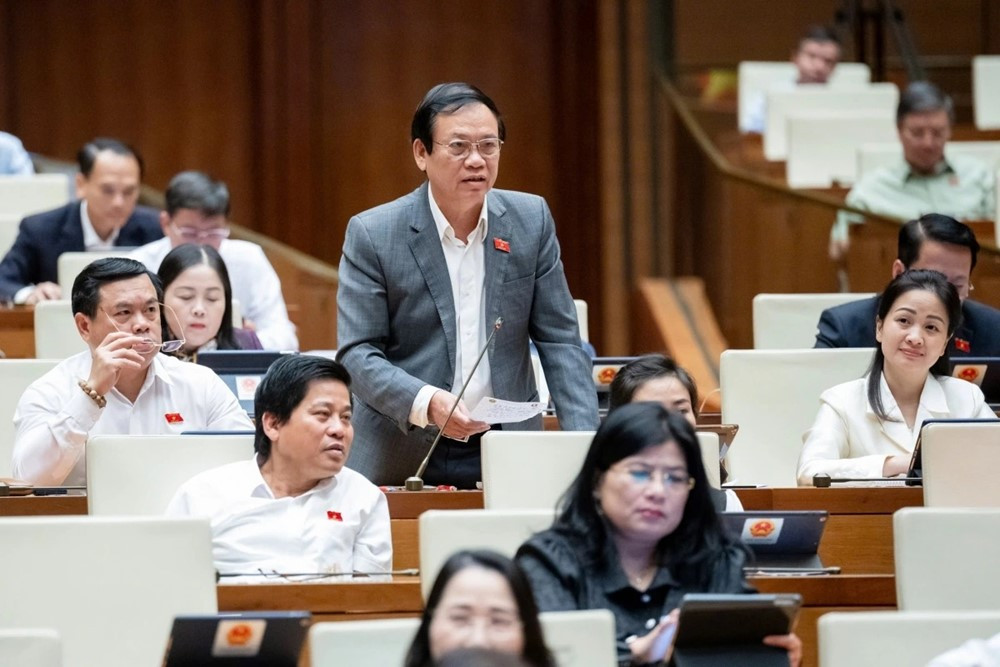 ĐBQH Hà Sỹ Đồng: ‘Cán bộ, công chức mới được tuyển dụng dù xuất sắc đến đâu thì lương cũng mới chỉ đủ tiền thuê nhà ở mức bình dân và chi tiêu hết sức tằn tiện’ - ảnh 2